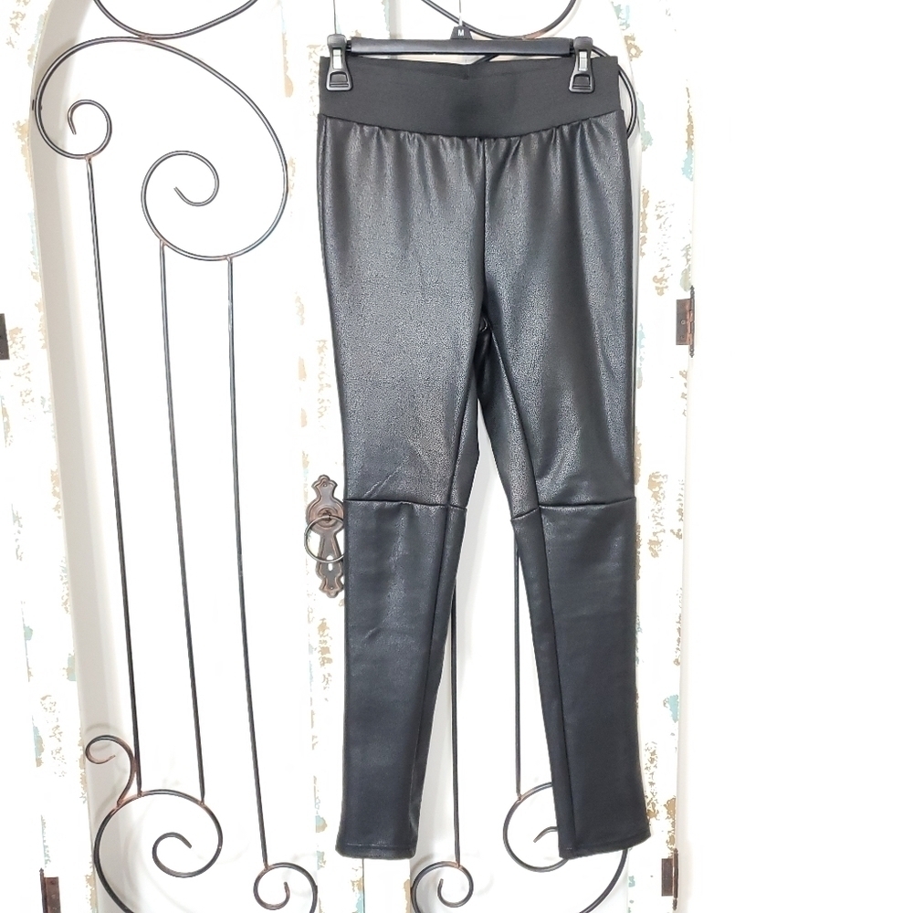 INC skinny faux leather pants small